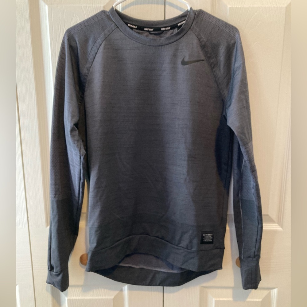 Nike Golf Long Sleeve Sweater. Women’s Medium or Men’s Small